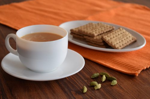 Herbata z mlekiem lub bawarka‍